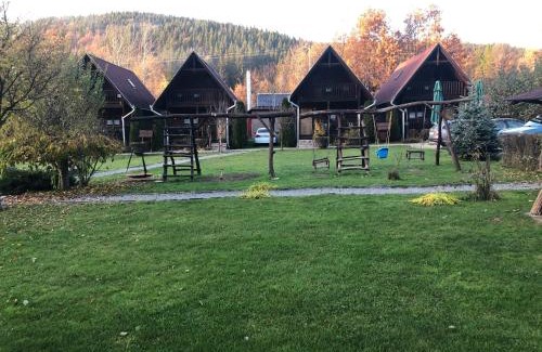 Izvoare Ski Chalet | Irgó kulcsosházak