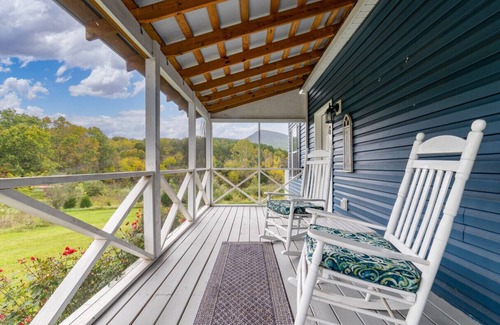 Lexington Cottage | Irish Farmhouse - Lexington VA