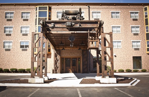 Beloit Hotel | Ironworks Hotel