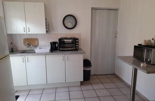 Krugersdorp Bed & Breakfast | Isabel's B & B