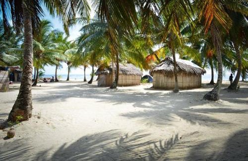 Carti Tupile Bed & Breakfast | ISLA IGUANA San-blas GUNAYALA Panamá