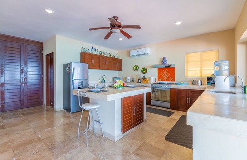 Isla Mujeres House | Isla Mujeres' Finest Oceanfront Home Special Summer Rates!