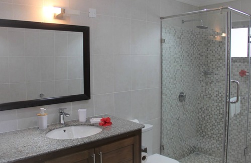 Anse Royale House | Island Cove (Beach View Deluxe)