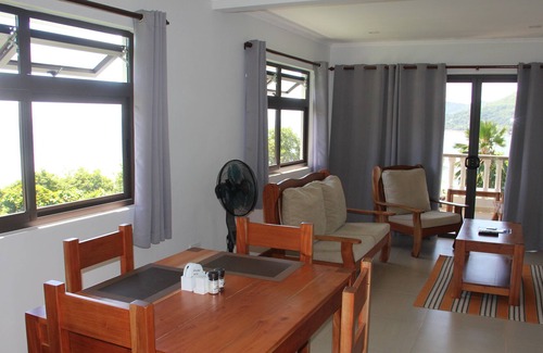 Anse Royale Apartment | Island Cove (View King)