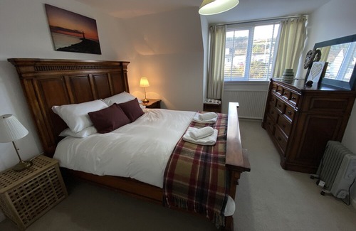 Isle of Gigha Cottage | ISLAND HOPPING FROM ISLE OF ARRAN AND ISLE OF ISLAY