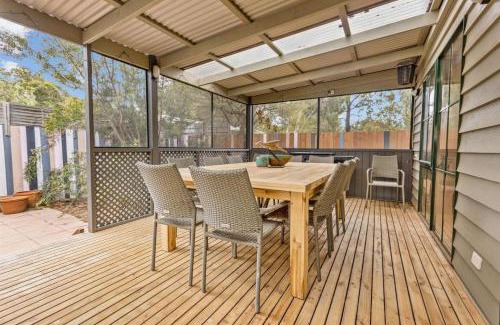 Raymond Island House | Island House