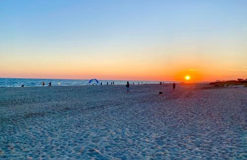 Atlantic Beach Hotel | Island Inn of Atlantic Beach