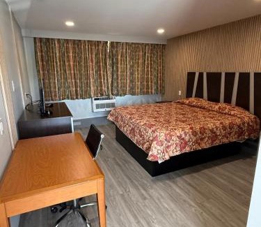 Island Park Hotel | Island Motor Inn