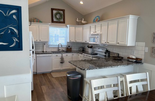 Ocean Isle Beach House | Island Park Home on the water! Short walk to beach. Sleeps 9