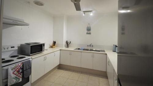 Bongaree Apartment | Island Time