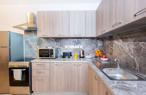 Bugibba Apartment | Islet Seafront Family Apartment