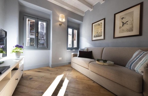 Carciano Apartment | Isola Bella Apartments, Suite
