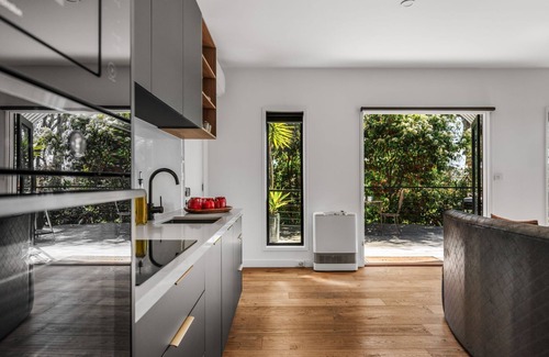 Hepburn Springs House | Istana Indulge, beautiful retreat in secluded location