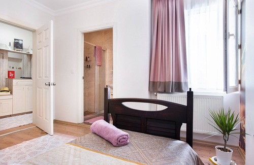Eyup Apartment | İstanbul Airport is 15 minutes away 5 minutes from public transport