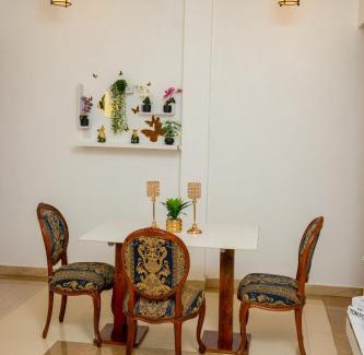 Mazizini Hotel | iSUITES Hotel Apartments Mchina Mwisho