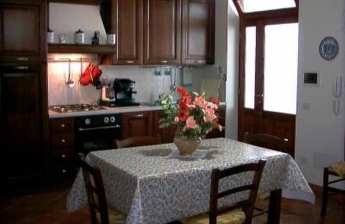 Chiusdino Villa | apartment/flat - Chiusdino localita montecapinoHouse with garden