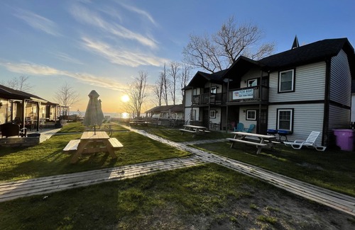 Sylvan Beach Cottage | It's All About Location!