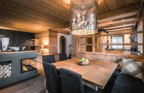 Mareo House | Holiday home for six people with private SPA area