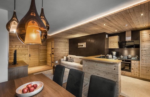 Mareo House | Holiday home for six people with private SPA area