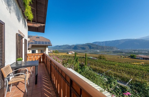 Tramin Apartment | 723A Apartment Burgunderhof