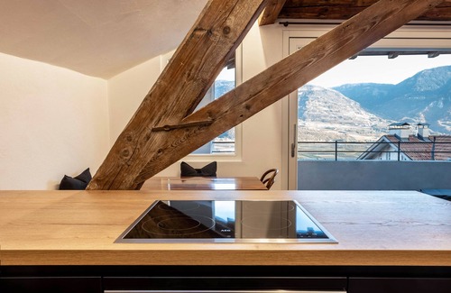 Tramin Apartment | Apartment "Eichhof Wacholder" with Private Covered Terrace, Shared Garden & Wi-Fi