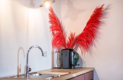 Tramin Apartment | Apartment "Eichhof Thymian" with Private Covered Terrace, Shared Garden & Wi-Fi