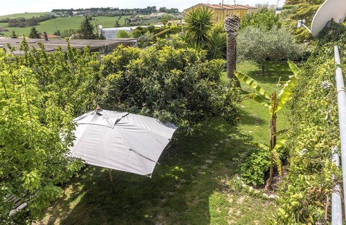 Sirolo Apartment | S297 - Sirolo, five-room villa with garden