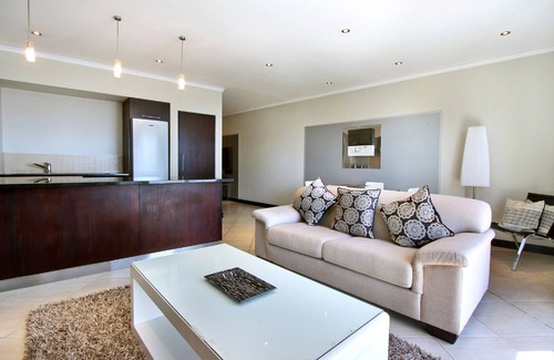 Cape Town City Centre Apartment | ITC Hospitality Group One Bedrooms Icon Building