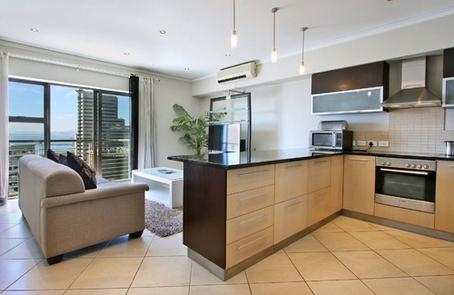 Cape Town City Centre Apartment | ITC Hospitality Group One Bedrooms Icon Building