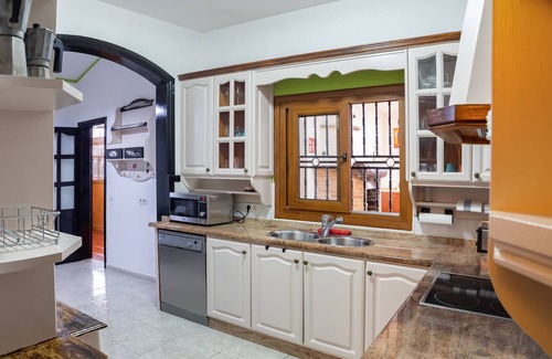 Playa Honda House | ITY HOUSE - Great Villa 2 min from the beach. Private swimming pool. 5Bd, 6Bth.