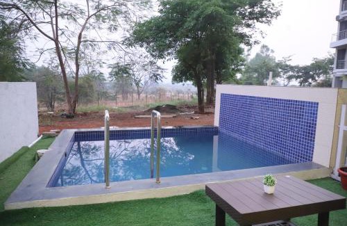 Karjat Apartment | Ivy Bliss Studio with Private Pool, B 09, Karjat