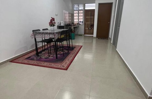 Bachok House | Izz Homestay