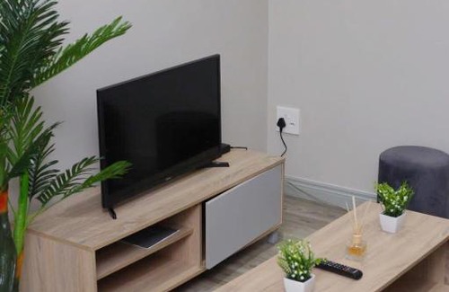 Newton Park Apartment | J$T Urban Bliss