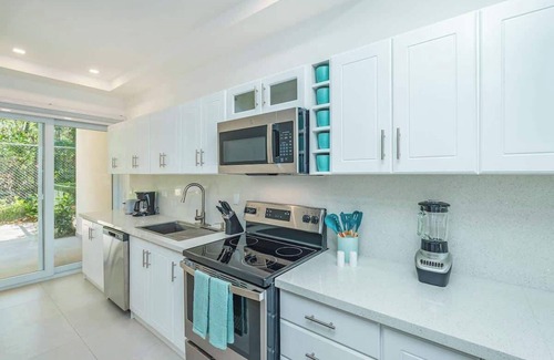 Villarreal Condo | Jacarandas 28