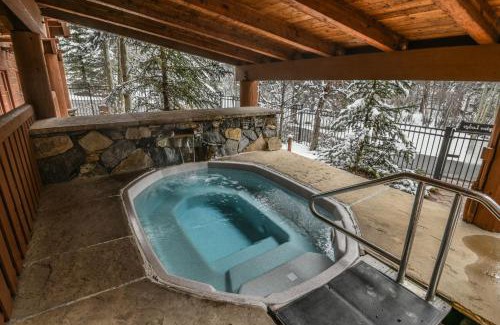 River Run Apartment | Jack Pine 8006 by SummitCove Lodging