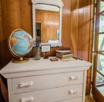 Central Lake House | Jack Room BW Boutique Hotel