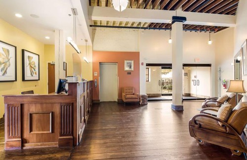 Pulaski Hotel | Jackson Park Inn