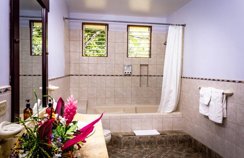 Quebrada Seca Hotel | Jaco Hotel Docelunas