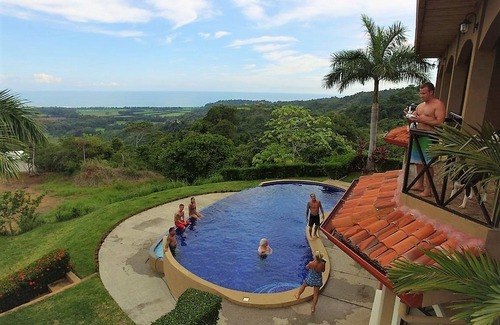 Jaco Villa | Jacó/Playa Hermosa Townhouse Villa; best value for families and bachelor groups