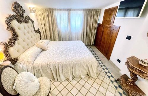 Montefiascone Villa | Jacuzzi and pool - Fabulous villa in Umbria - sleeps 24 - exclusive