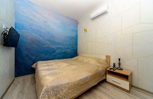 Odessa City Center Apartment | Jacuzzi Penthouse seaview by Deribasovskaya