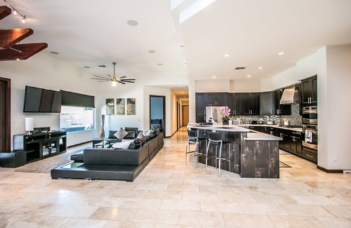 Shea North Estates House | JACUZZI & PRIVATE POOL - LUXURY in the heart of Scottsdale