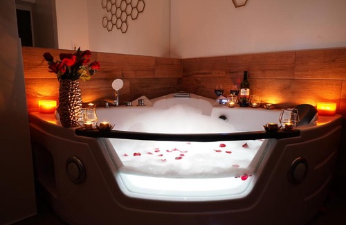 Kazimierz Apartment | Jacuzzi Spa Apartment