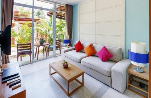 Khao Lak Villa | Jacuzzi Villa in Khao Lak with a romantic outdoor Jacuzzi JV#11