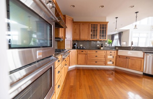Sitka House | Jamestown Bay Retreat