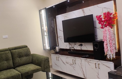 Guntur House | Jampanis Nest:Charming building with AC in vibrant Guntur