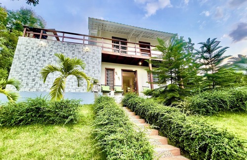 Jarabacoa Cabin | Jarabacoa Mountain view modern Cabaña with pool 3 bedroom