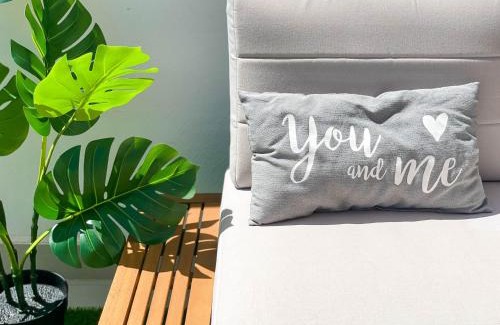 Playa de San Juan Apartment | Jardín, Playa y Piscina