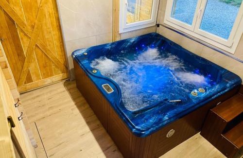 Jure House | Jardin Juresien Maisons - spa jacuzzi en option