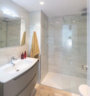 Nikki Beach Apartment | Jardines de las Golondrinas